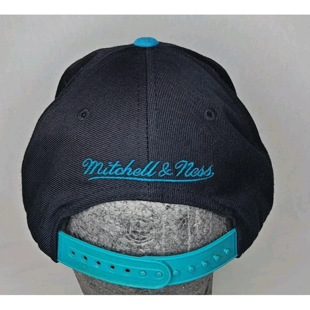 Mitchell & Ness San Jose Sharks Teal Black Snapback Hat‎ NHL Hockey July 2012